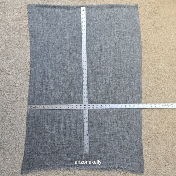 NWOT Cashmere Scarf Woven Heather Grey - Picture 10 of 10
